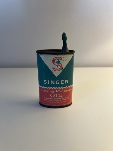 Singer sewing machine - machine, oil